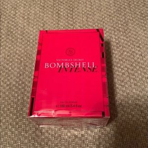 *BRAND NEW* VS bombshell intense new